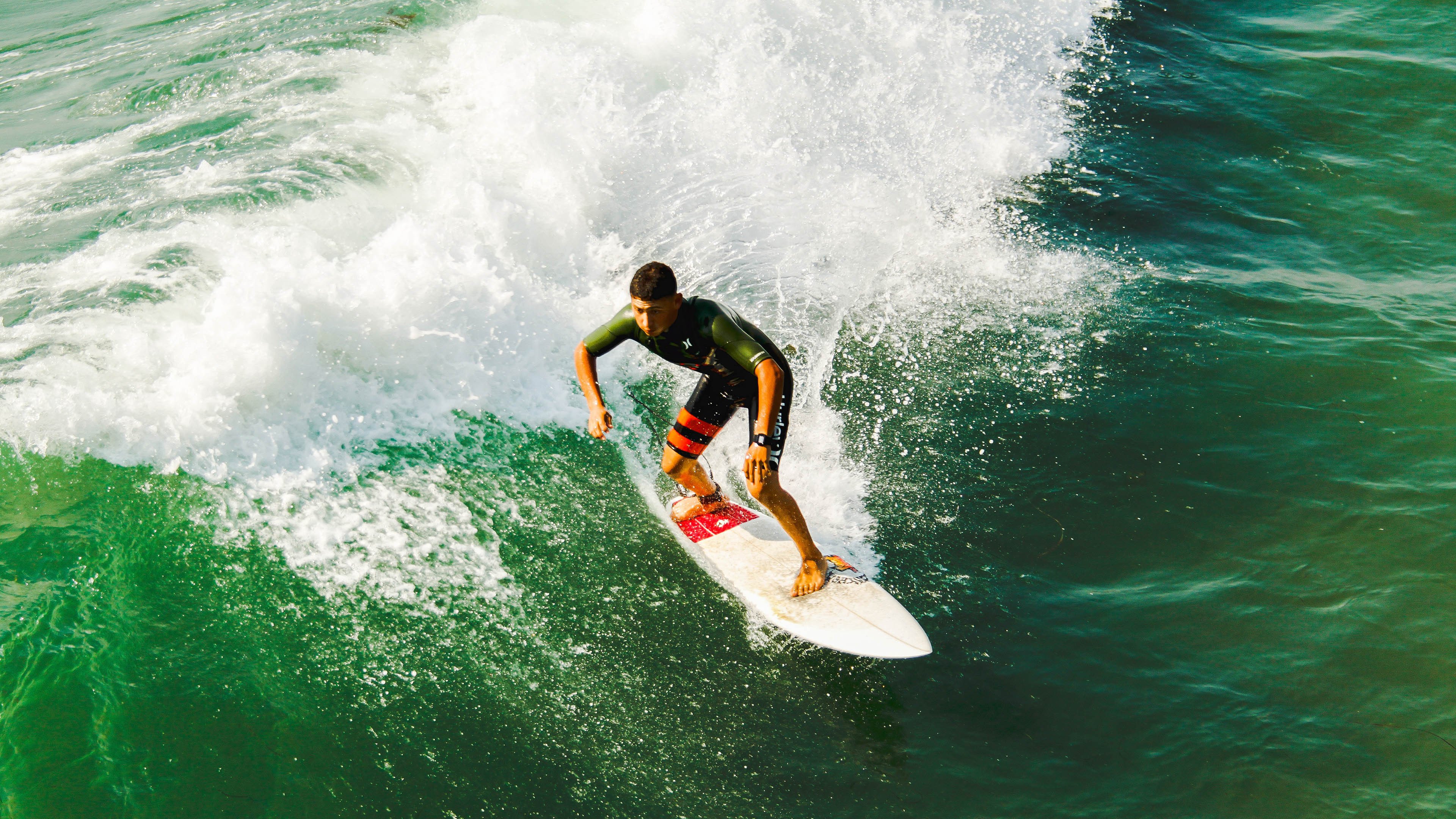 开云体育网址-典范之战：两支传统豪门的经典较量，典范之作